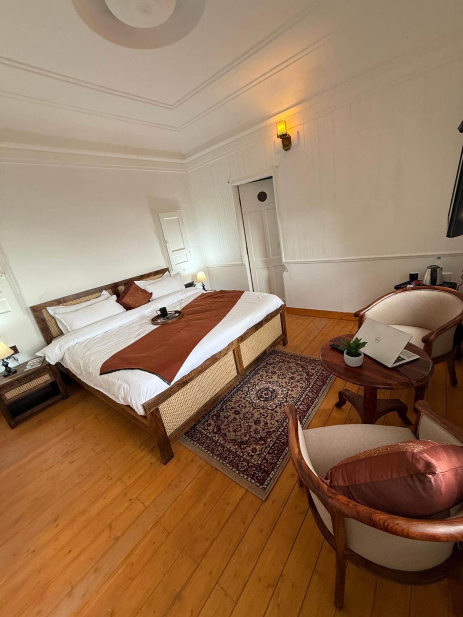Hotel Crags دالهوزي المظهر الخارجي الصورة