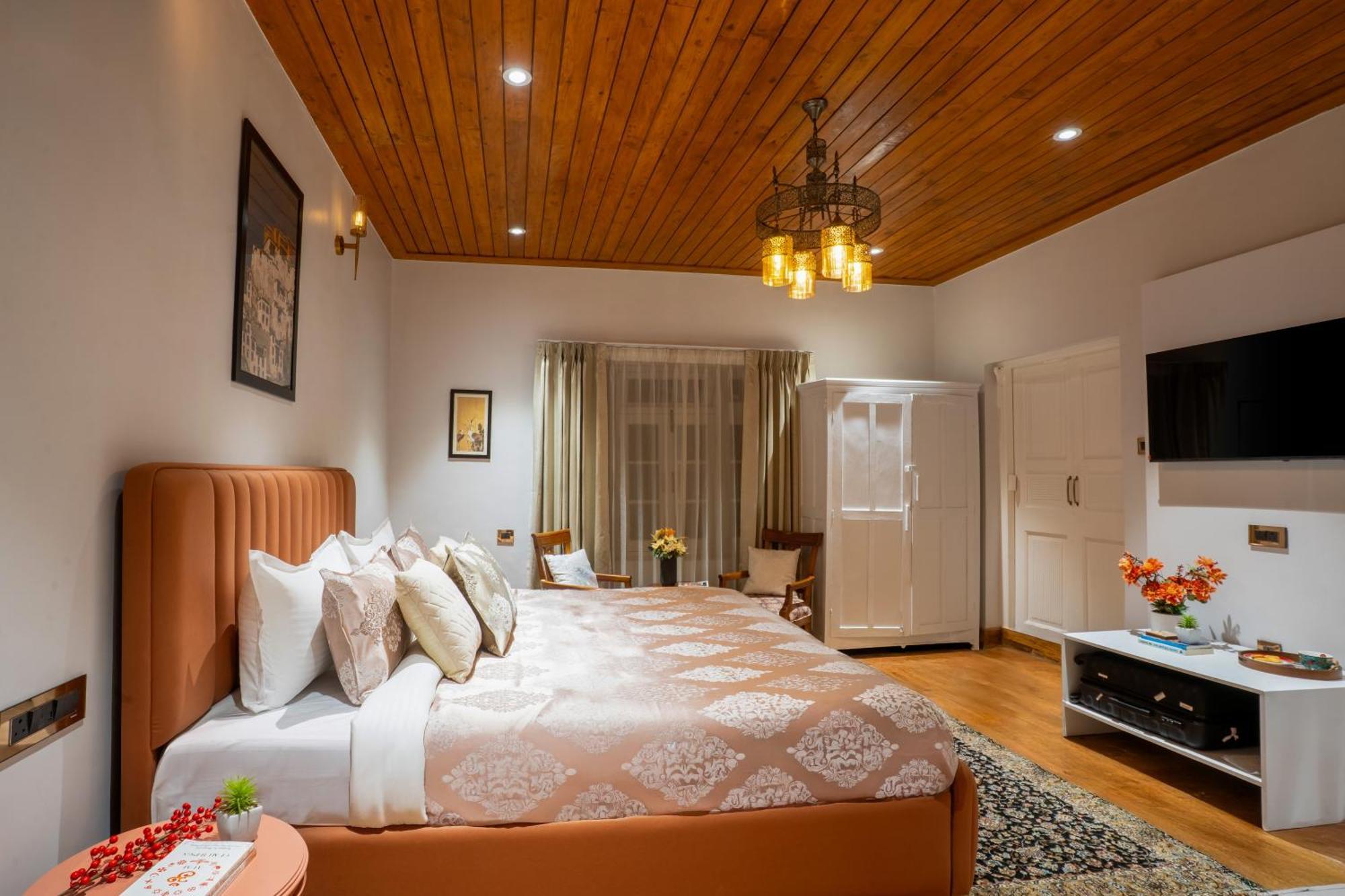 Hotel Crags دالهوزي المظهر الخارجي الصورة